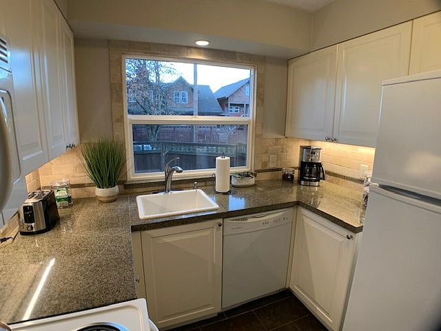 Furnished Finder property 433032_1 photo 6