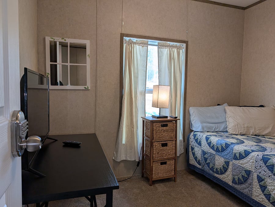 Furnished Finder property 433060_1 photo 8