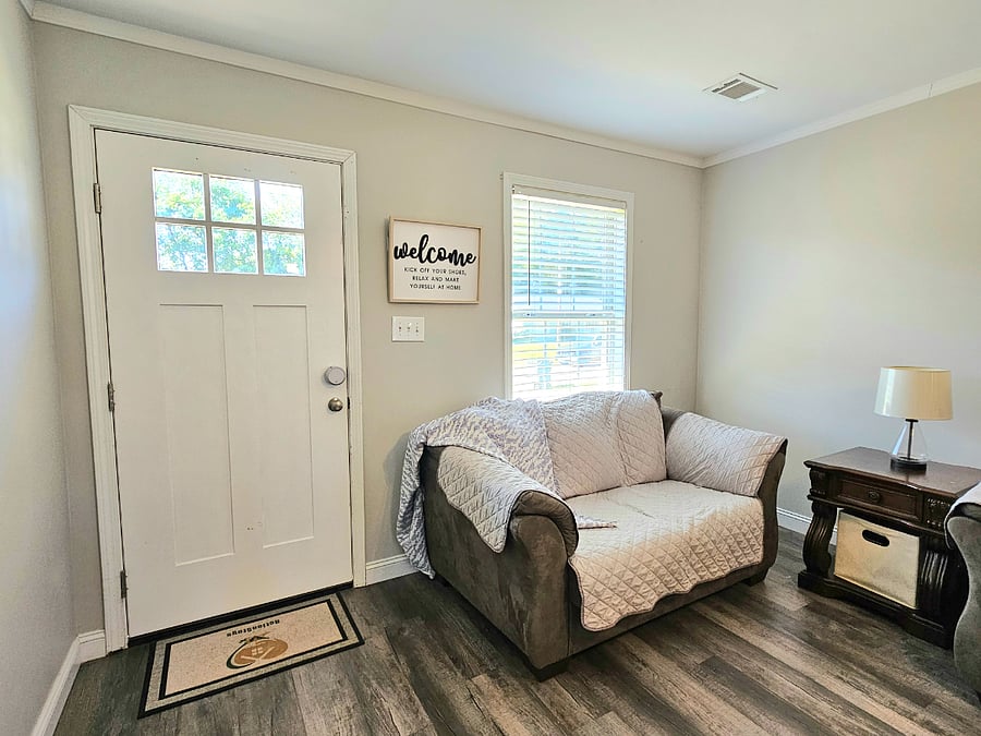 Furnished Finder property 433124_1 photo 2