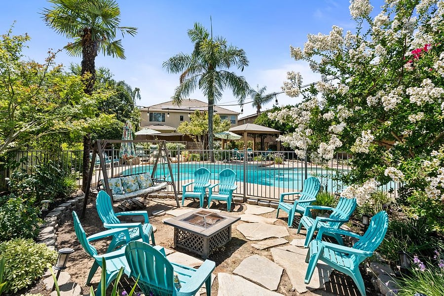 Furnished Finder property 433158_1 photo 13