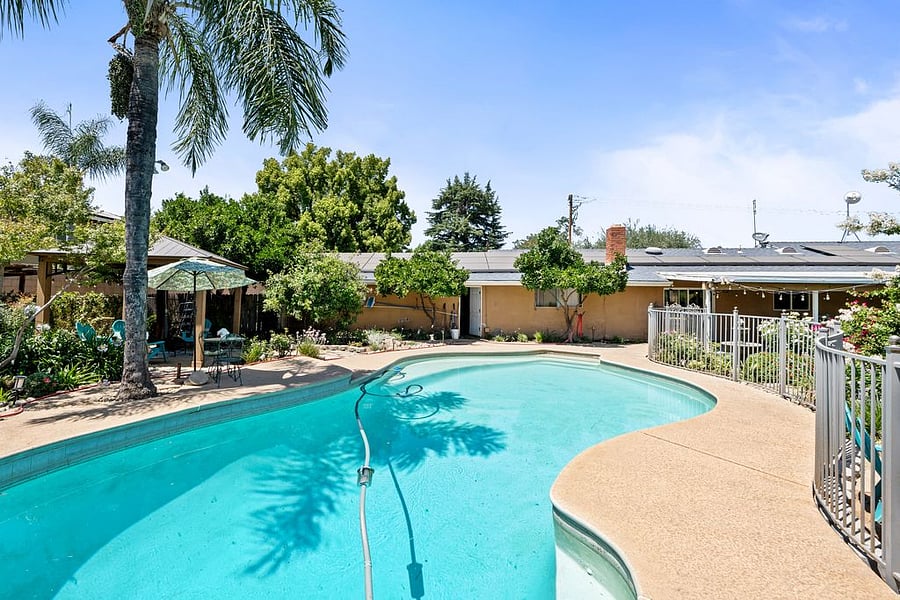 Furnished Finder property 433158_1 photo 14