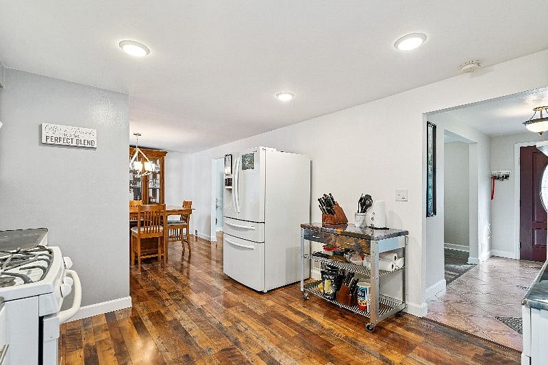 Furnished Finder property 433164_1 photo 16