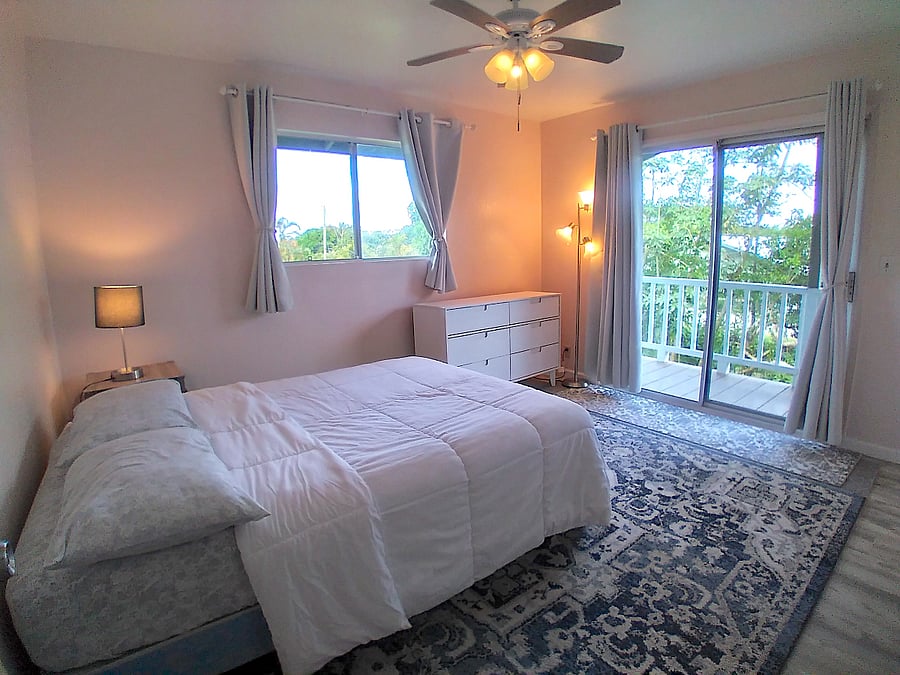 East bedroom