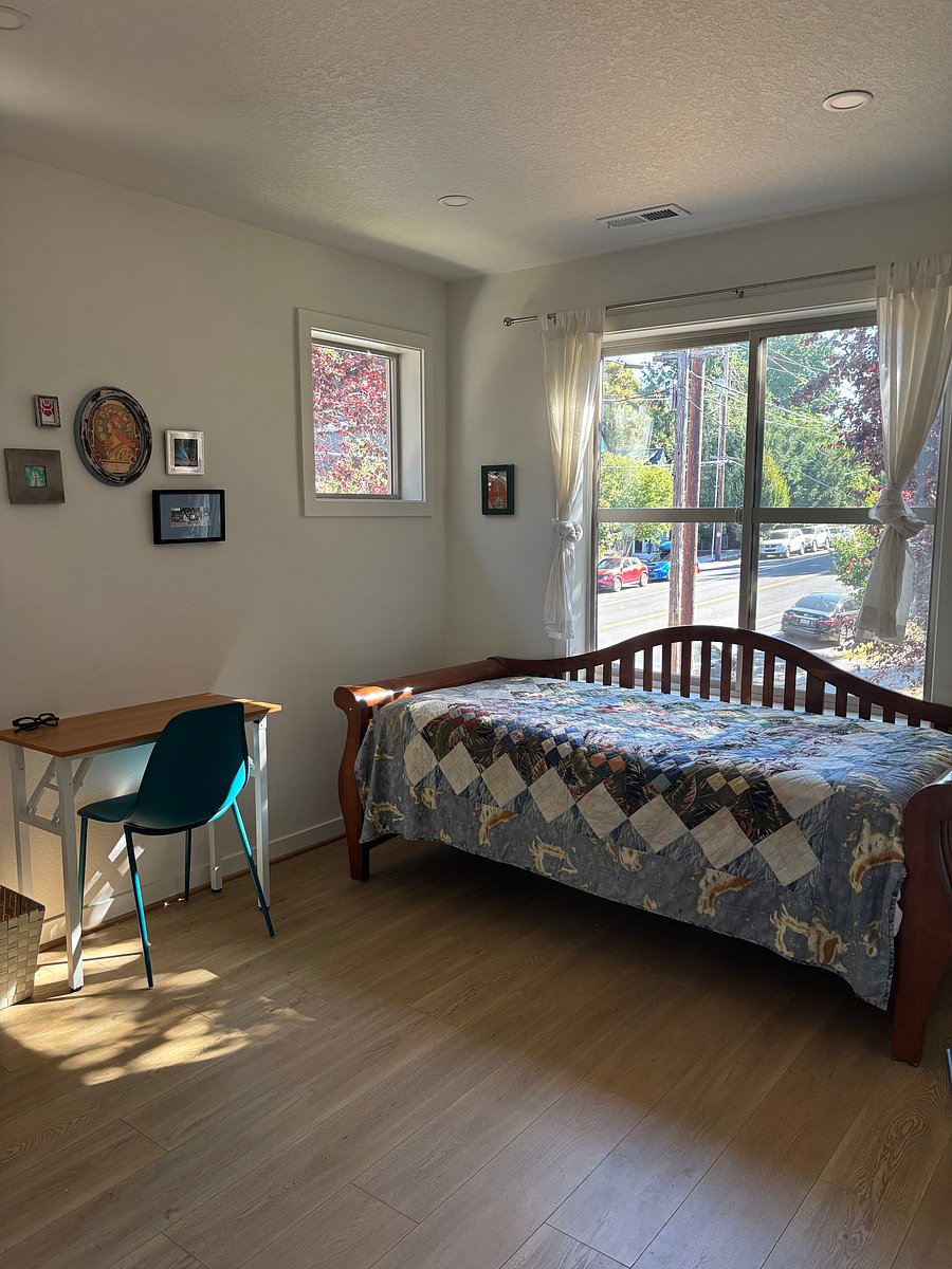 Furnished Finder property 433231_1 photo 15