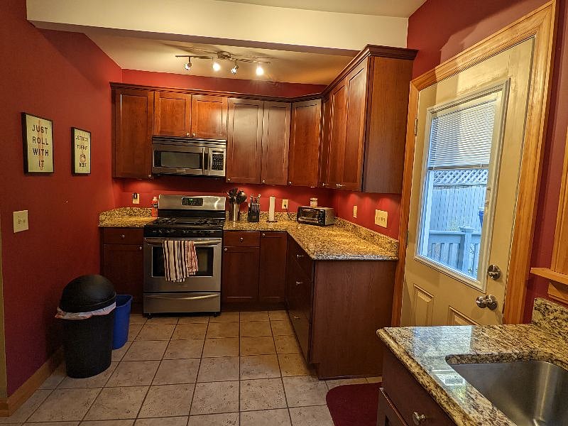 Furnished Finder property 433237_1 photo 7