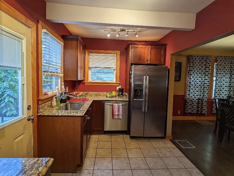 Furnished Finder property 433237_1 photo 8
