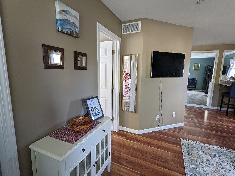 Furnished Finder property 433241_1 photo 8