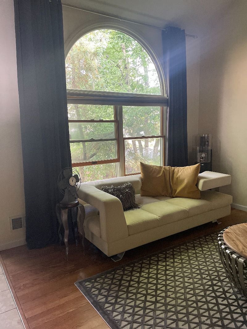 Furnished Finder property 433253_1 photo 2
