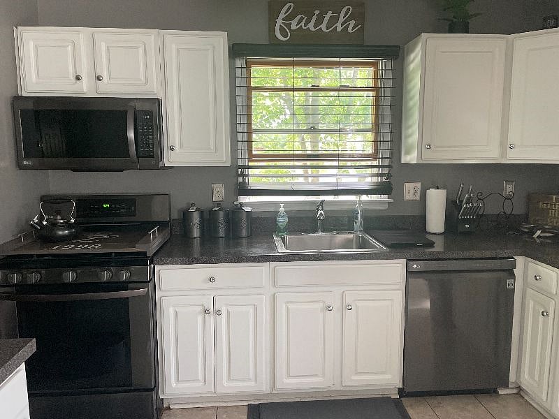 Furnished Finder property 433253_1 photo 7