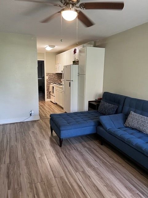 Furnished Finder property 433297_1 photo 15