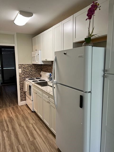 Furnished Finder property 433297_1 photo 18