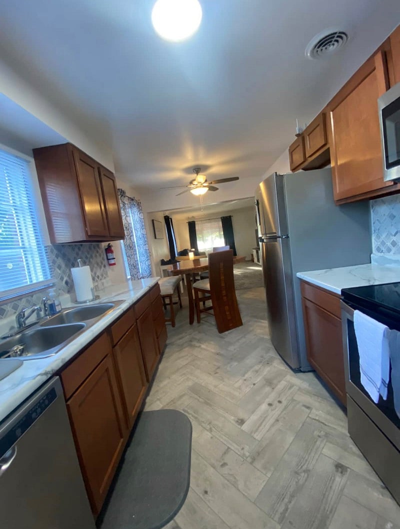 Furnished Finder property 433427_1 photo 2