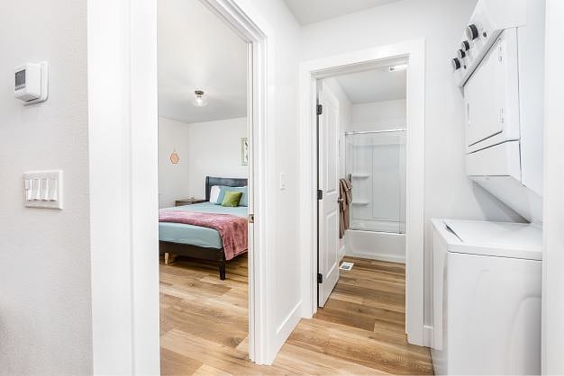 W/D, entrance to bathroom and entrance to bedroom