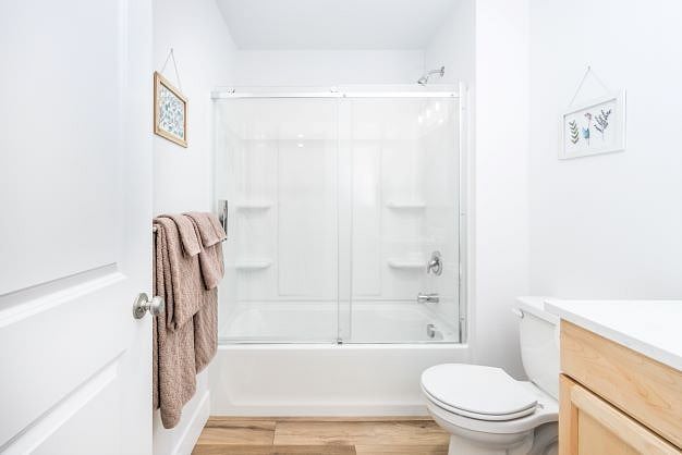 full bathroom