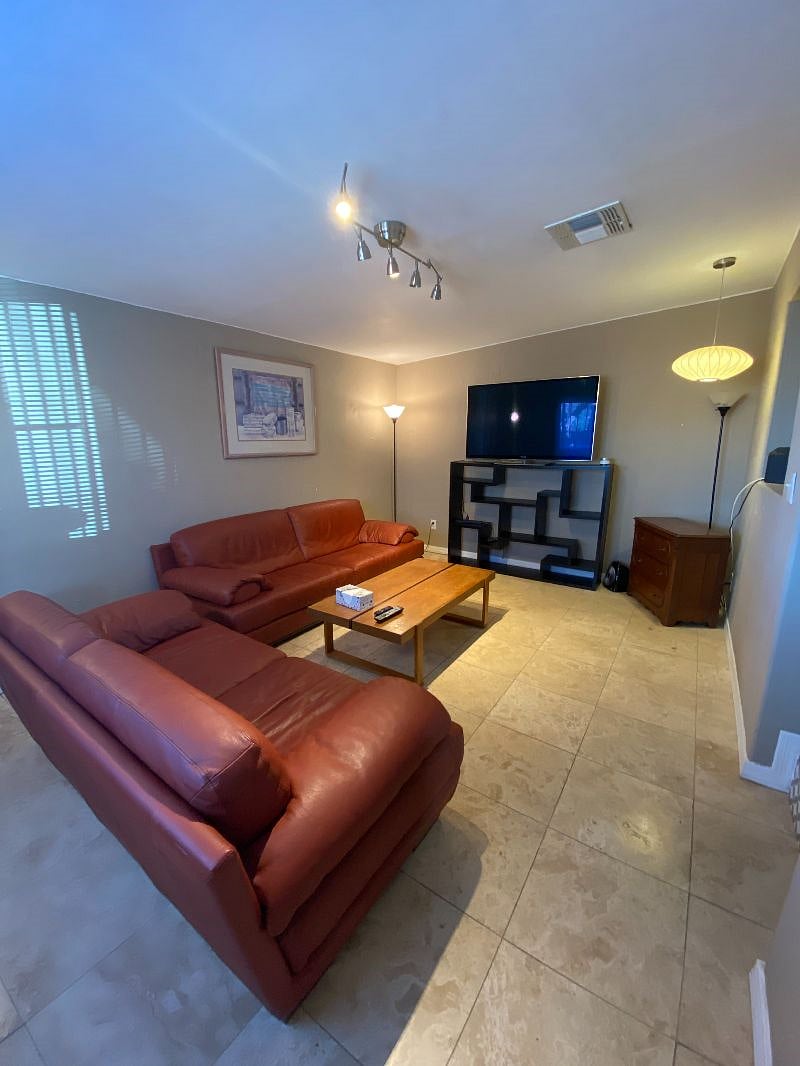 Furnished Finder property 433498_1 photo 18