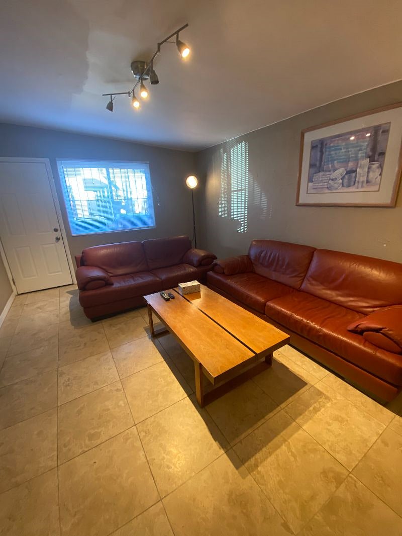 Furnished Finder property 433498_1 photo 17