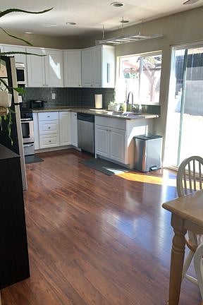 Furnished Finder property 433601_1 photo 7