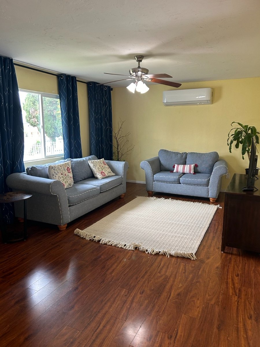 Furnished Finder property 433601_1 photo 3