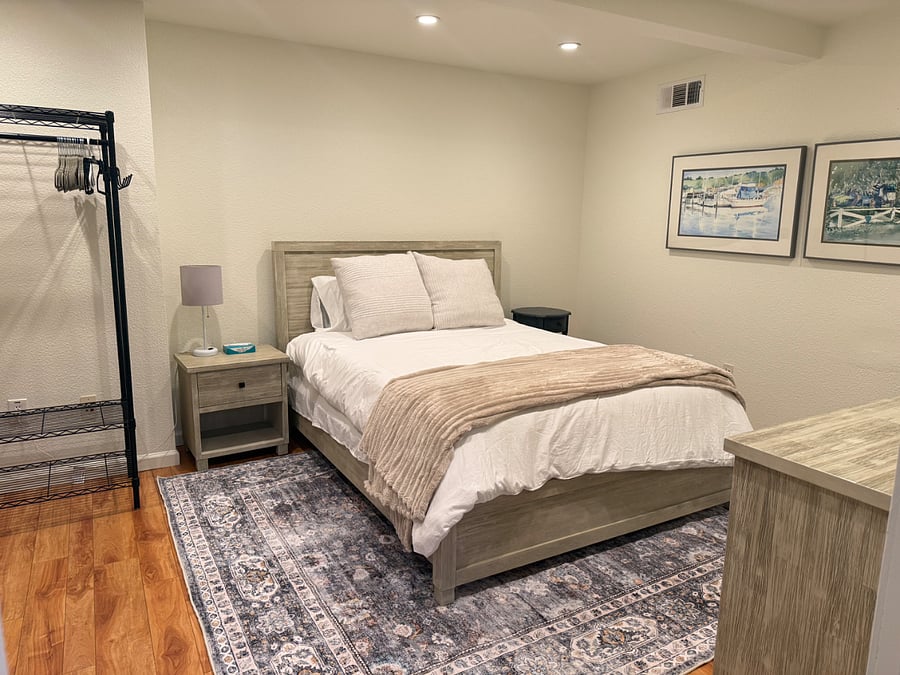 Furnished Finder property 433619_1 photo 8