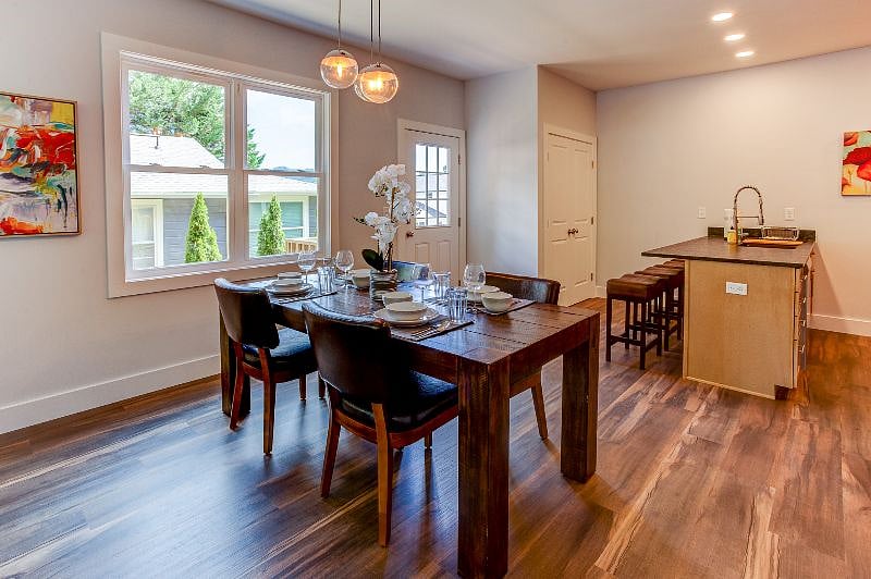 Furnished Finder property 433625_1 photo 6