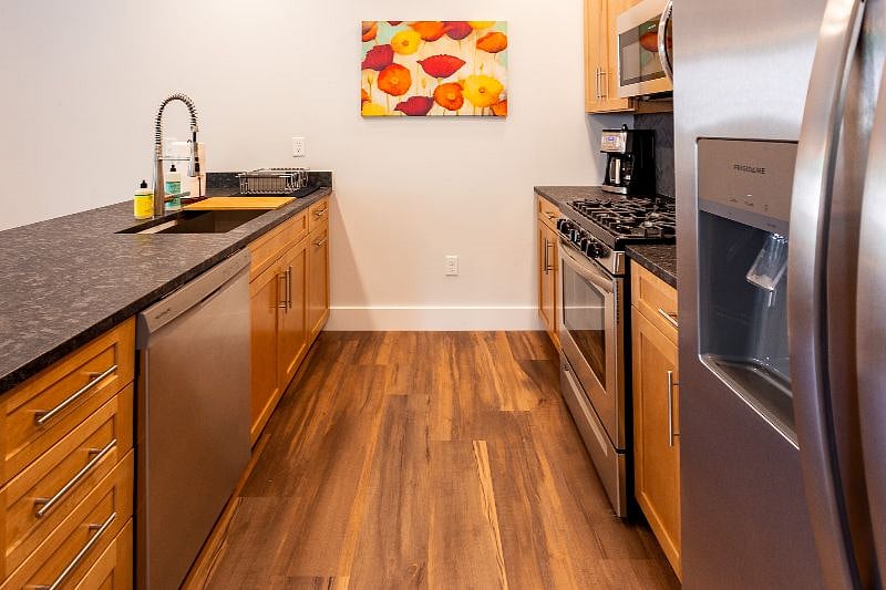 Furnished Finder property 433625_1 photo 8