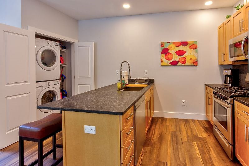 Furnished Finder property 433625_1 photo 10