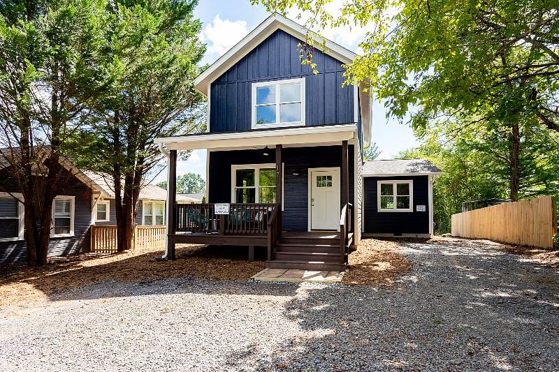 Furnished Finder property 433625_1 photo 22
