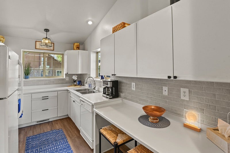 Furnished Finder property 433655_1 photo 28