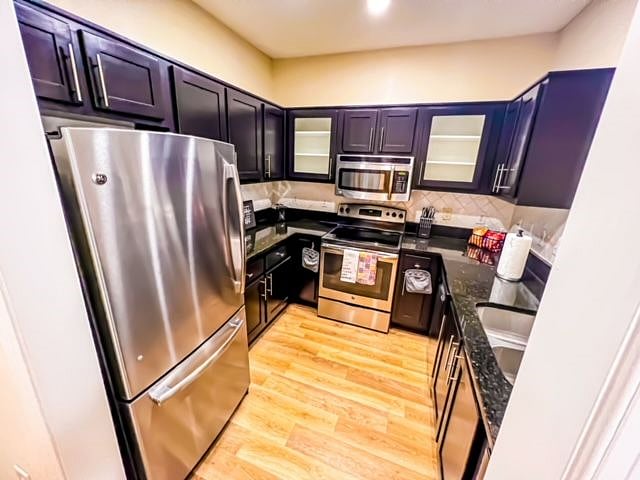 Furnished Finder property 433671_1 photo 5