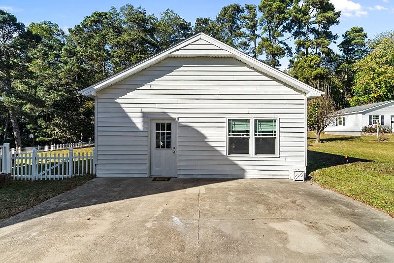 Furnished Finder property 433692_1 photo 12
