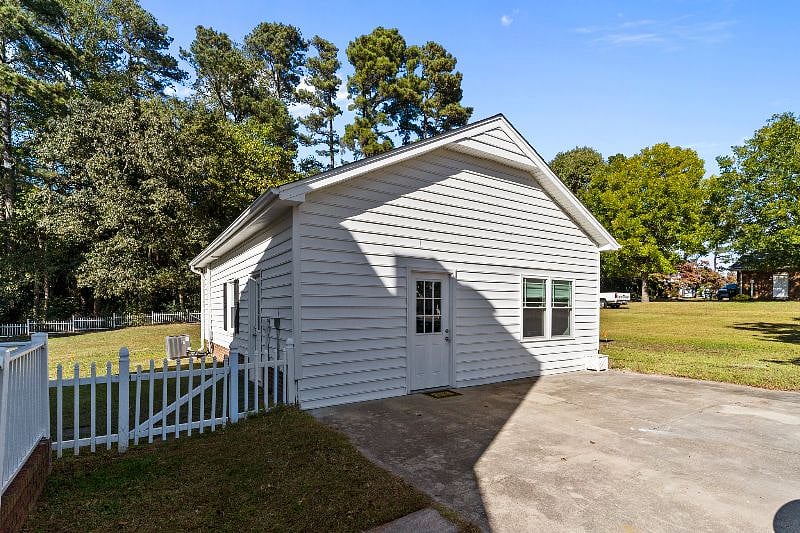 Furnished Finder property 433692_1 photo 13