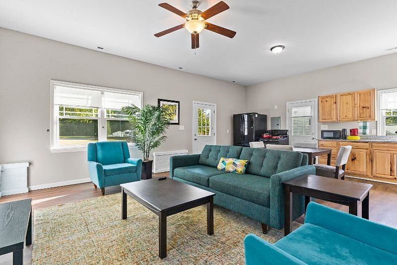 Furnished Finder property 433692_1 photo 4