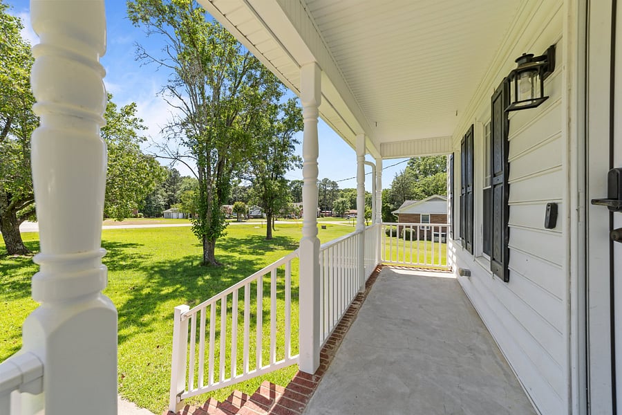 Furnished Finder property 433692_2 photo 3