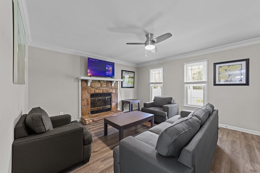 Furnished Finder property 433692_2 photo 5