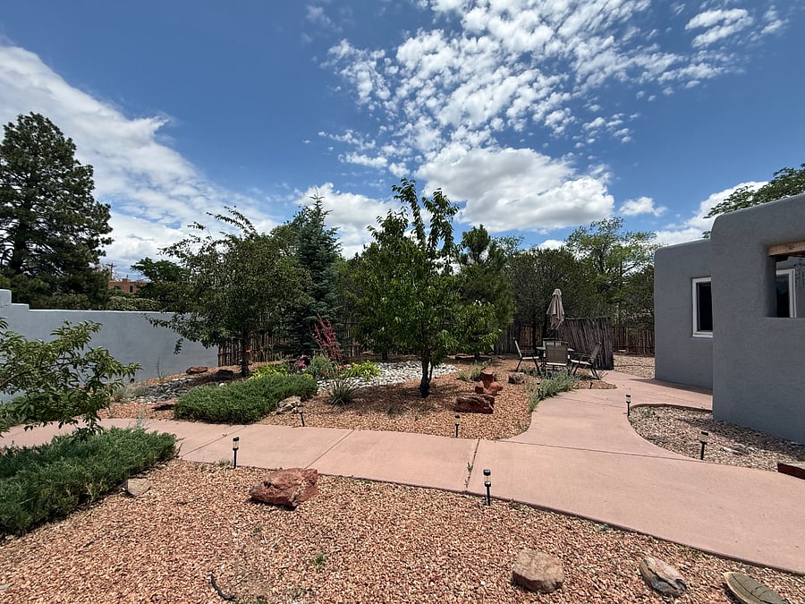 Furnished Finder property 433839_1 photo 35