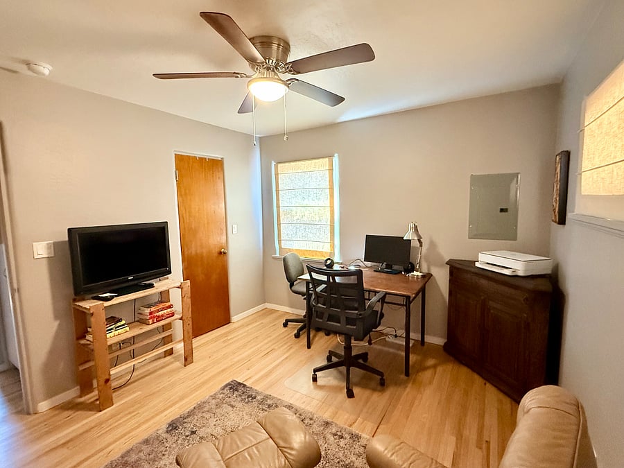 Furnished Finder property 433839_1 photo 23