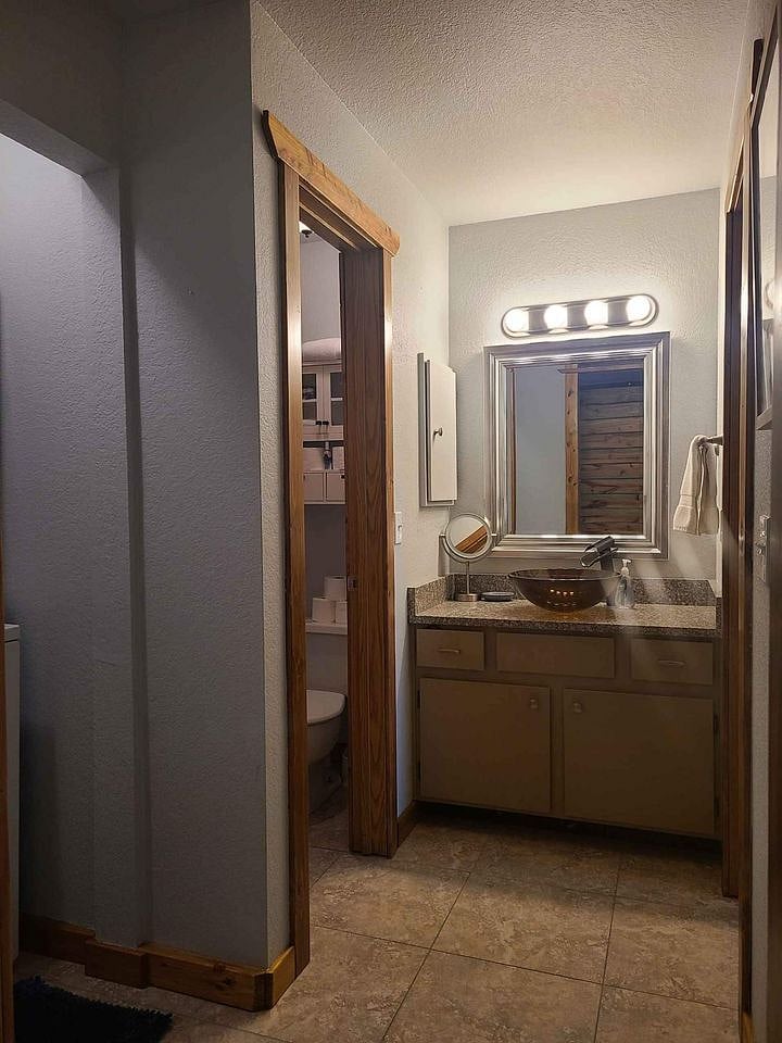 Furnished Finder property 433848_1 photo 9