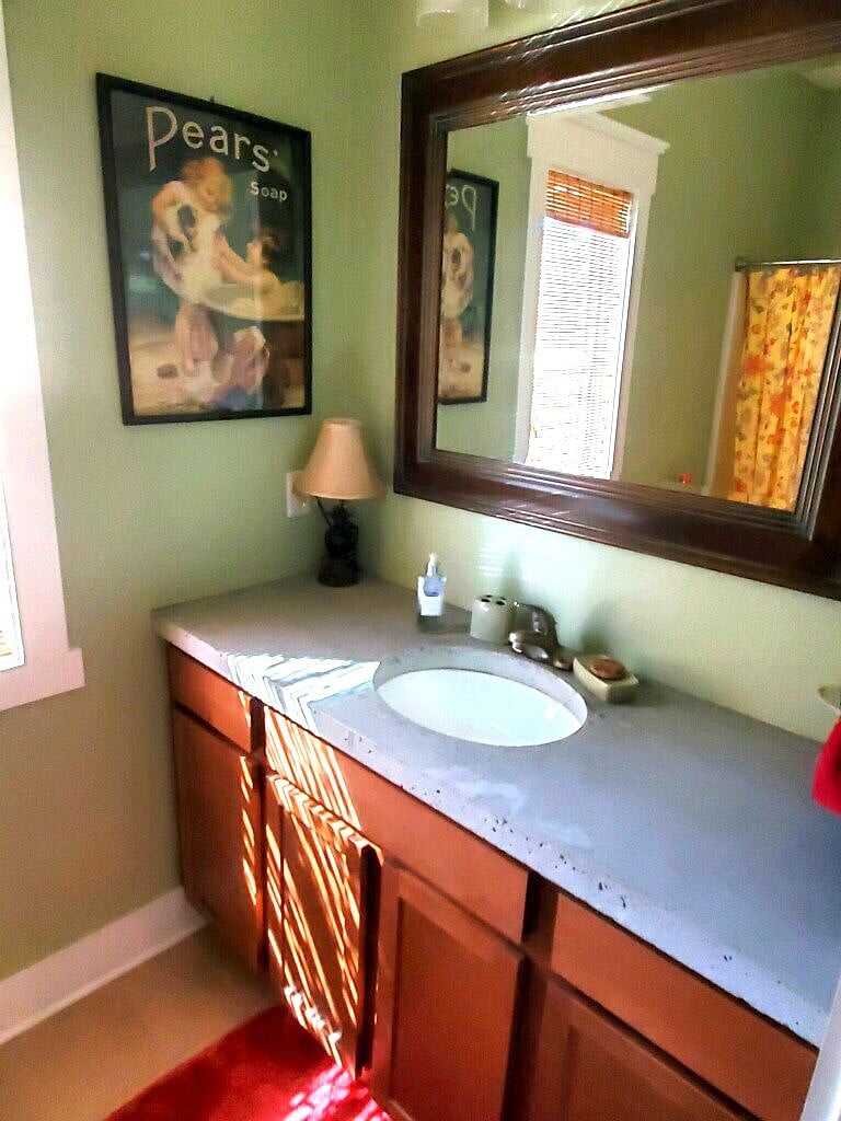 bathroom 1 downstairs