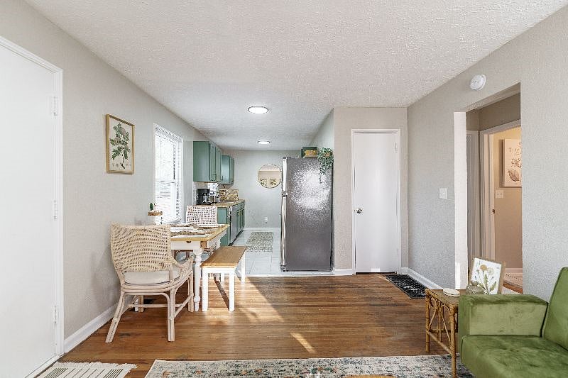 Furnished Finder property 433882_1 photo 7