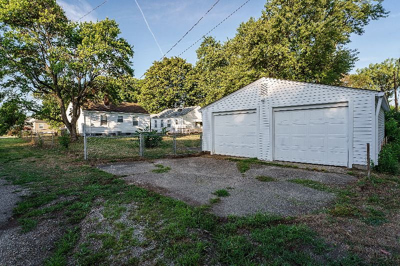 Furnished Finder property 433882_1 photo 25