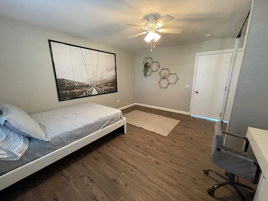 Furnished Finder property 433904_1 photo 16