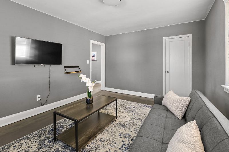 Furnished Finder property 433946_2 photo 9