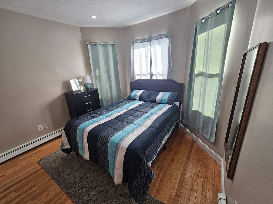 Furnished Finder property 433963_1 photo 3