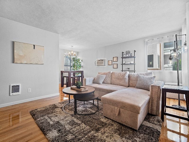 Furnished Finder property 434070_1 photo 3