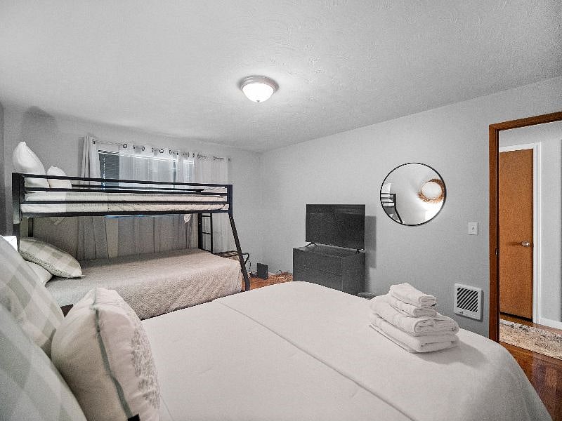 Furnished Finder property 434070_1 photo 14