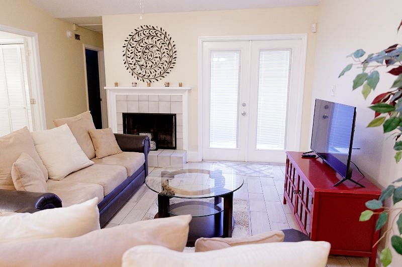 Furnished Finder property 434140_1 photo 17