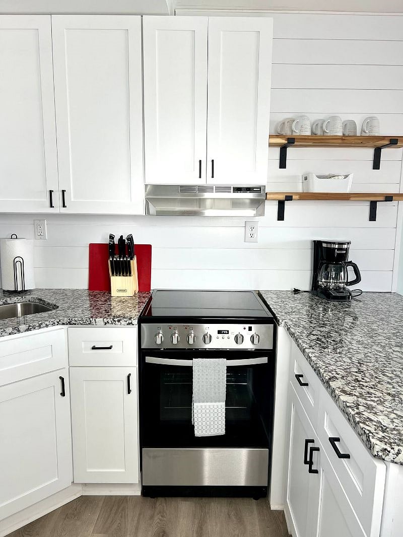 Furnished Finder property 434186_4 photo 22