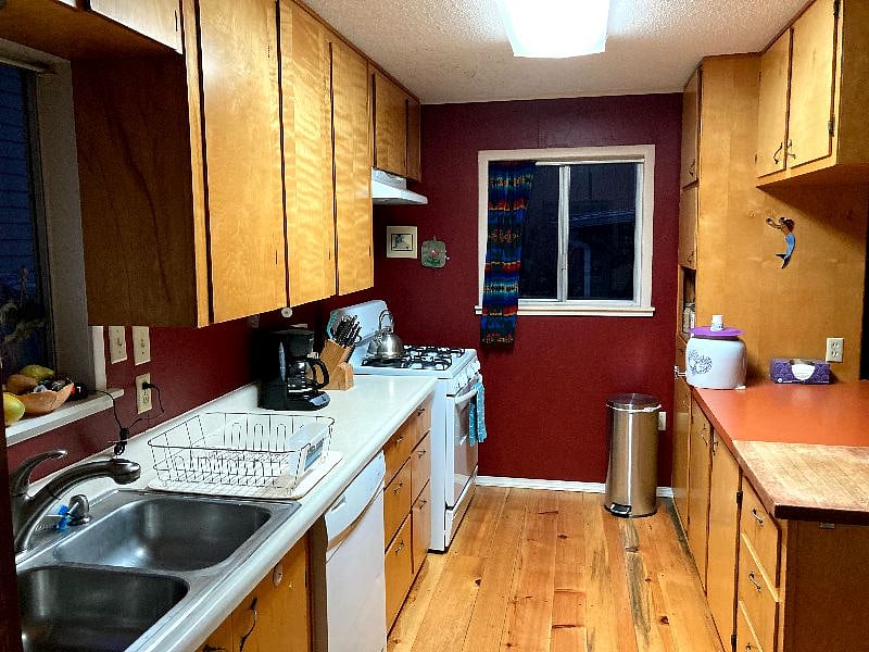 Lots of countertop space for creating delicious meals