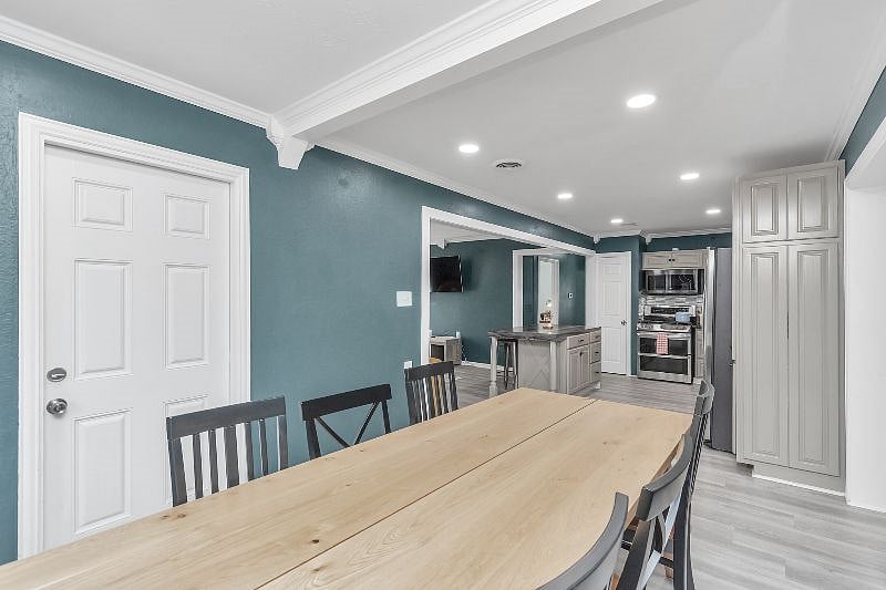 Furnished Finder property 434202_1 photo 30