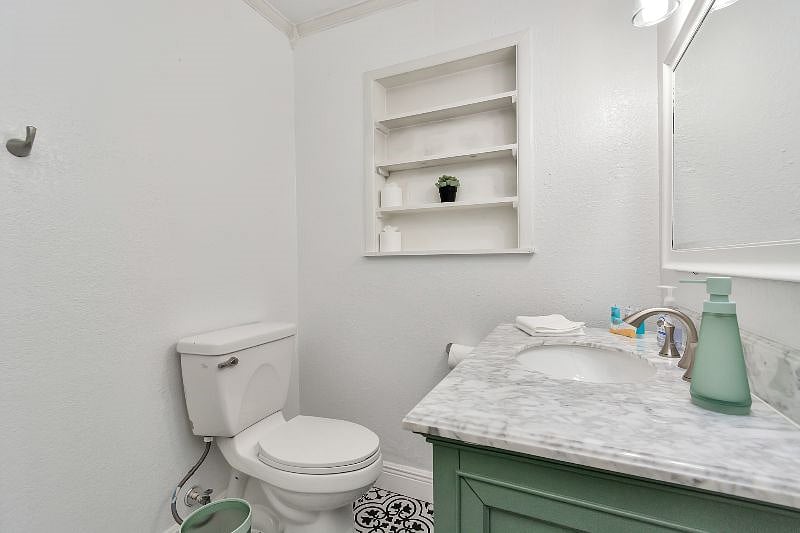 Furnished Finder property 434202_1 photo 40